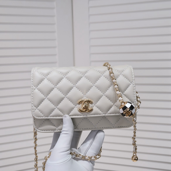 シャネルバッグ細部ディテール